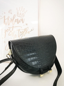 Laura Biaggi torebka listonoszka czarna skórzana croco