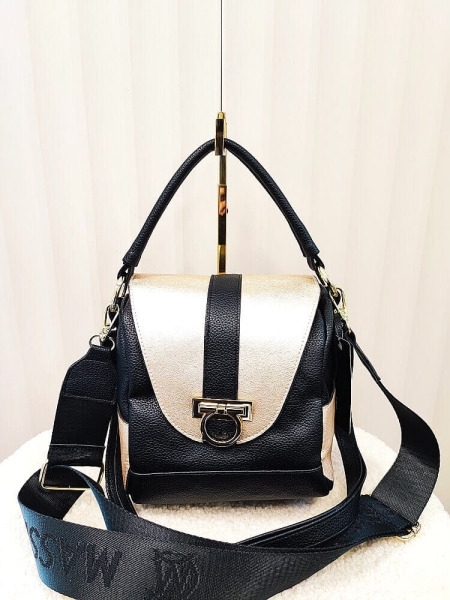 Massimo Contti torebka kuferek z klapką czarna ze złotym