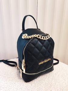 Massimo Contti mini plecak skórzany czarny pikowany z łańcuszkiem