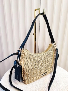 Flora&Co torebka listonoszka koszyk na ramię beżowa z czarnym