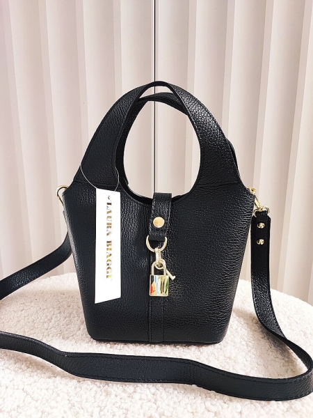 Laura Biaggi torebka mini shopperka skórzana czarna