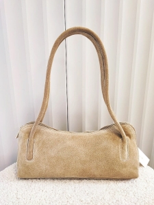 Laura Biaggi torebka kuferek zamszowy beżowy