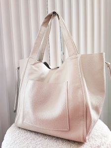 Laura Biaggi torba shopper skórzana beżowa z kieszenią