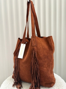 Laura Biaggi torba shopper zamszowa camelowa frędzle
