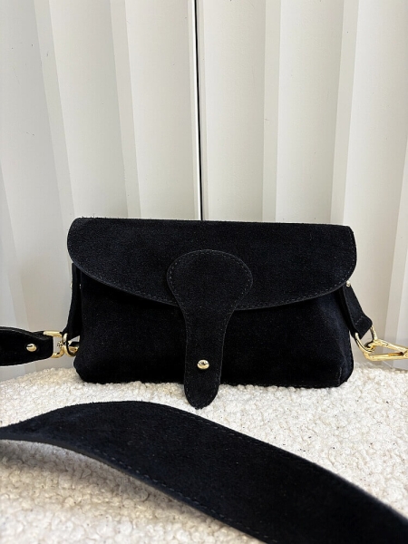 Laura Biaggi torebka listonoszka S zamszowa czarna z klapką