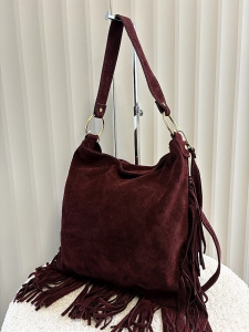 Laura Biaggi torebka listonoszka na ramię zamszowa bordowa frędzle
