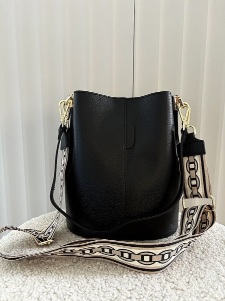 Laura Biaggi torebka worek skórzany czarny 