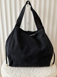 Laura Biaggi duża torba shopper zamszowa czarna z kieszenią