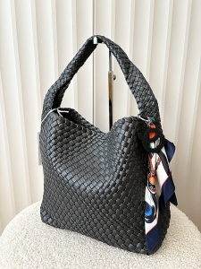 David Jones torebka shopper na ramię czarna plecionka