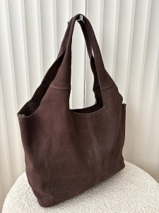 Torebka shopperka na ramię zamszowa czekoladowa z przeszyciem