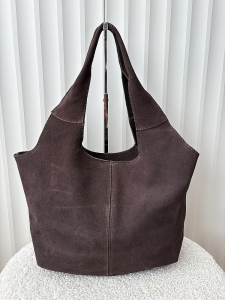 Torebka shopperka na ramię zamszowa czekoladowa z przeszyciem