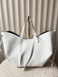 Laura Biaggi torebka shopperka skórzana biała