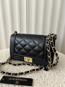 Massimo Contti torebka listonoszka skórzana czarna pikowana