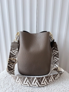 Torebka worek skórzany taupe