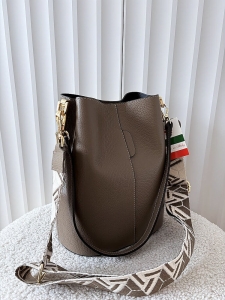 Torebka worek skórzany taupe