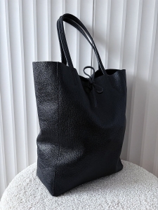 Laura Biaggi skórzana torba shopper czarna z wiązaniem