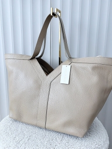 Laura Biaggi duża torba shopper skórzana beżowa z przeszyciem