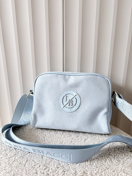 Laura Biaggi torebka listonoszka jasnoniebieska ekozamsz