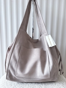 Laura Biaggi torba shopper zamszowa jasnoszara z kieszenią