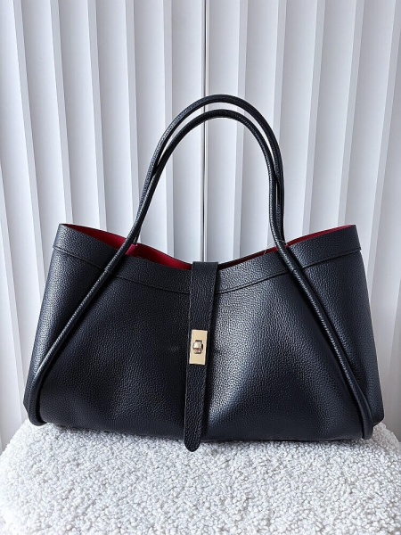 Laura Biaggi torebka shopper skórzana czarna