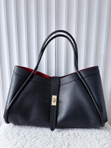 Laura Biaggi torebka shopper skórzana czarna