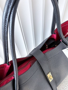 Laura Biaggi torebka shopper skórzana czarna