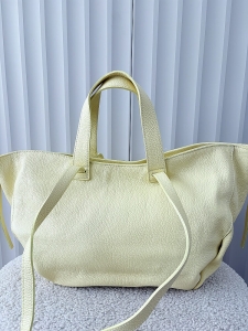 Laura Biaggi torba shopper skórzana żółta