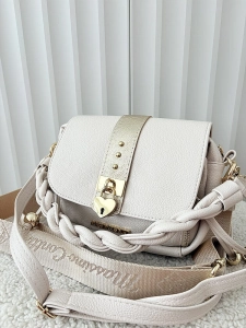 Massimo Contti listonoszka beżowa z klapką serduszko