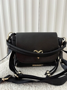 Massimo Contti listonoszka czarna zip z lakierowaną klapką serduszko