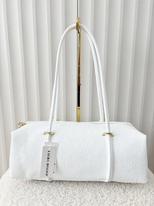 Laura Biaggi torebka kuferek na ramię skórzany biały