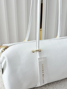 Laura Biaggi torebka kuferek na ramię skórzany biały