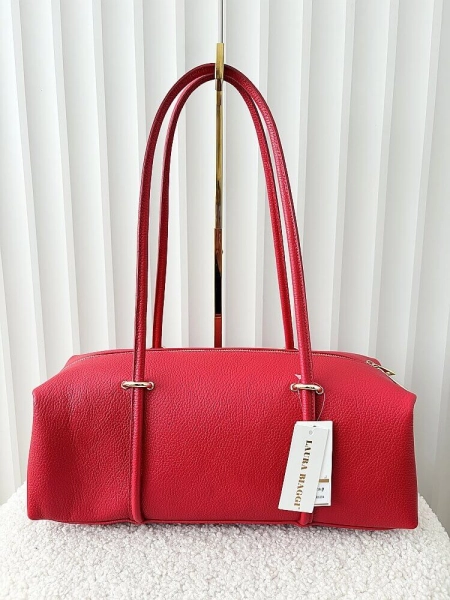 Laura Biaggi torebka kuferek na ramię skórzany czerwony