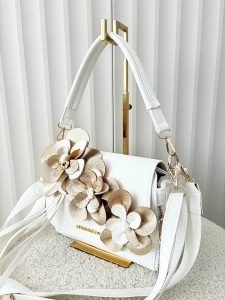 Massimo Contti torebka listonoszka biała ze złotym kwiaty zip