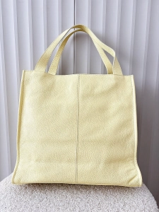 Laura Biaggi skórzana torba shopper żółta z przeszyciem.jpg