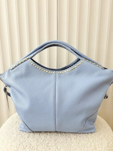 Massimo Contti torba shopper skórzana jasnoniebieska ćwieki