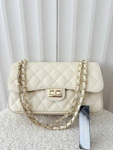 Massimo Contti duża torebka listonoszka skórzana beżowa pikowana z łańcuszkiem