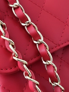 Massimo Contti duża torebka listonoszka skórzana czerwona pikowana z łańcuszkiem