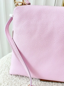 Laura Biaggi skórzana torebka na ramię różowa