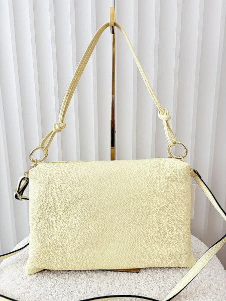 Laura Biaggi skórzana torebka na ramię żółta