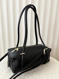 Laura Biaggi torebka kuferek na ramię skórzany czarny