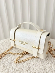Valentino Creations torebka mini listonoszka jasnobeżowa błyszcząca