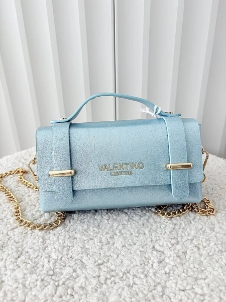 Valentino Creations torebka mini listonoszka jasnoniebieska błyszcząca