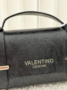 Valentino Creations torebka mini listonoszka czarna błyszcząca