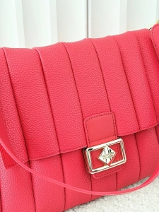 Valentino Creations torebka listonoszka czerwona z przeszyciami