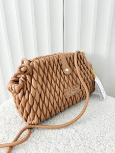 Valentino Creations torebka listonoszka camelowa plecionka
