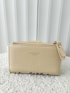 Valentino Creations portfel z klapką ażurowy beżowy