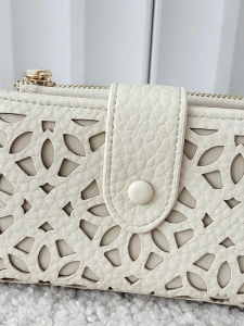 Valentino Creations portfel z klapką ażurowy jasnobeżowy