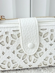 Valentino Creations portfel z klapką ażurowy biały