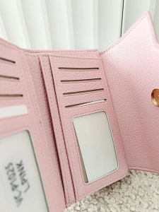 Valentino Creations portfel z klapką różowy