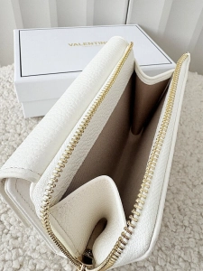 Valentino Creations portfel z klapką biały